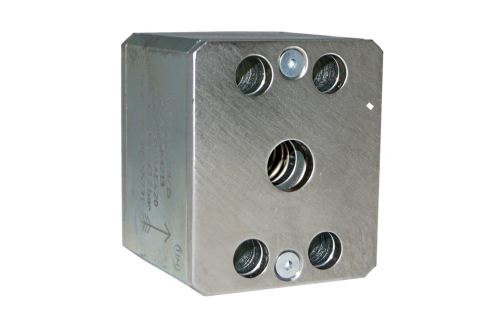 SAE Flange Check Valves photo 2